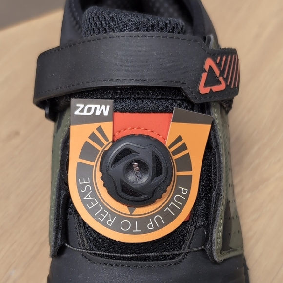 NWT Leatt 4.0 Clip Pro Mountain Bike Shoe. Camo And Orange. Size 9 - Picture 3 of 14